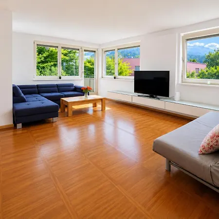شقة Mountain View Spacious With 2 Parking *