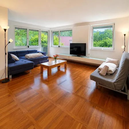 Mountain View Spacious With 2 Parking * إنسبروك