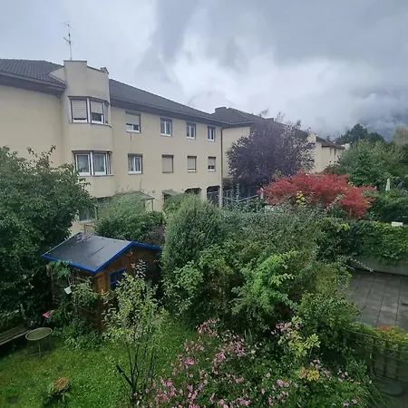 Mountain View Spacious With 2 Parking شقة *